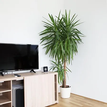 Lux 100m2 Penthouse 3bed - Airport - Netflix - Messe - * فيلدرستادت